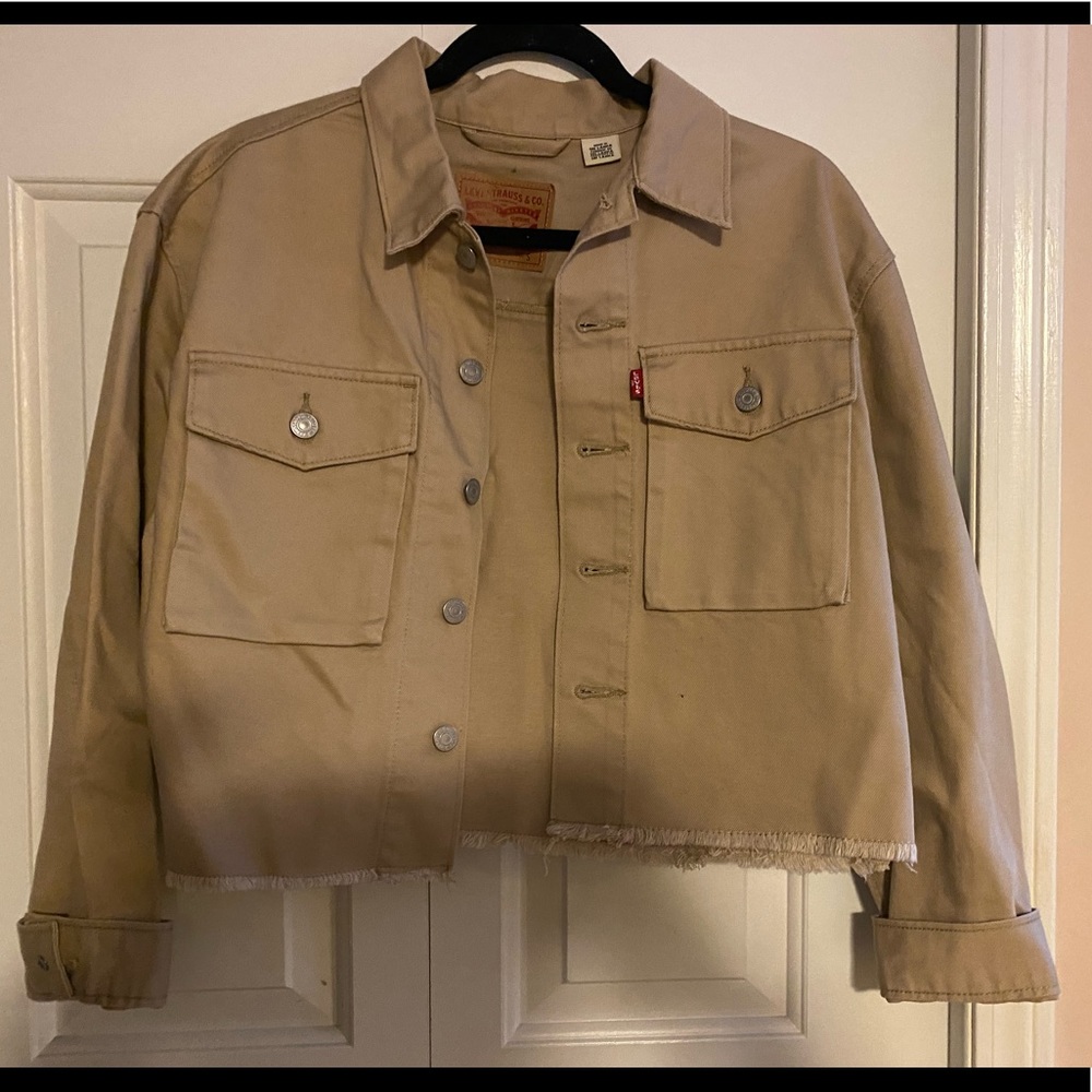 Levi’s Cropped Utility Trucker Jacket - Picture 2 of 4